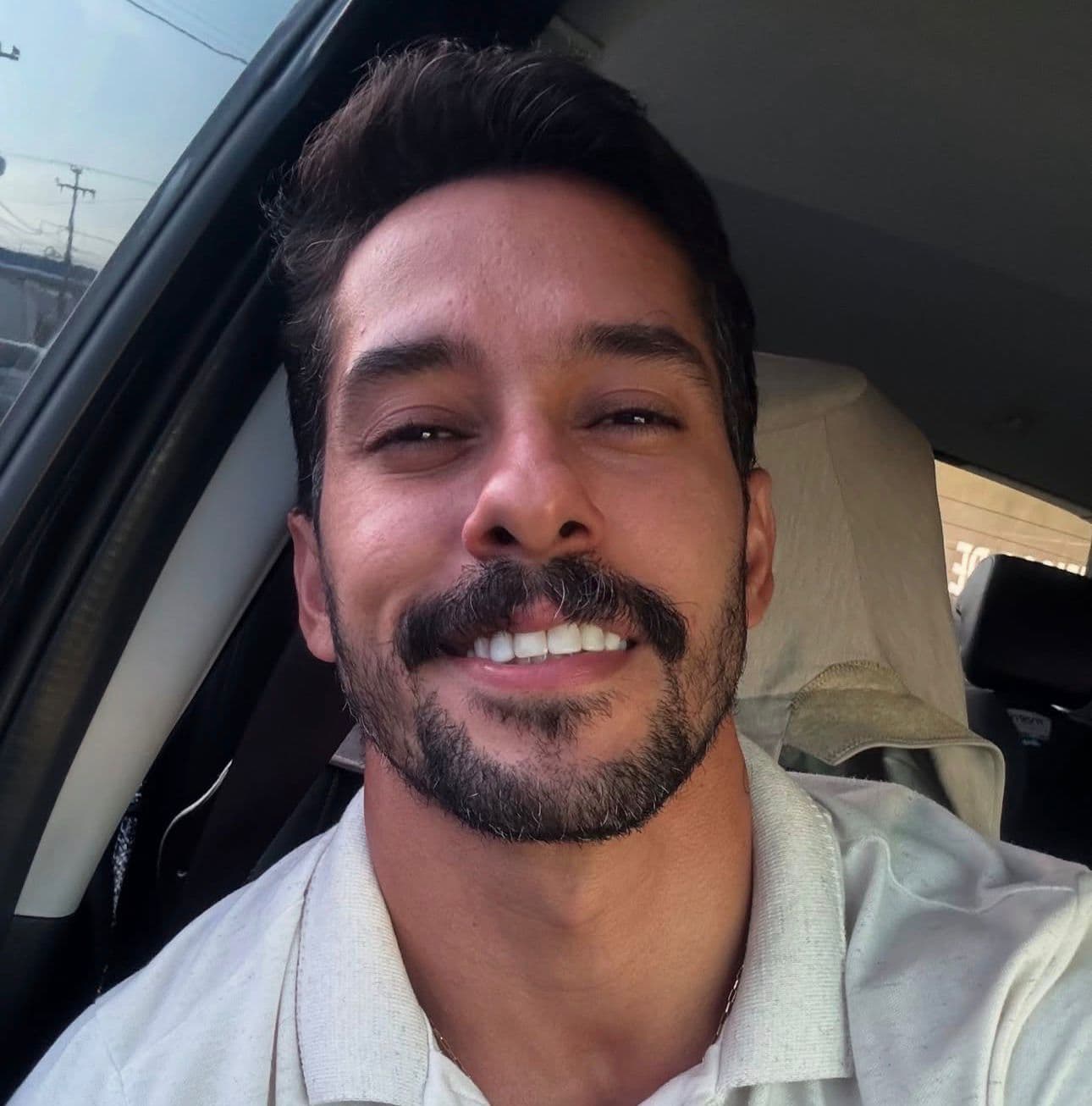 Depoimento de Marcelo Ricardo sobre comprar celular parcelado na RC Smartphones